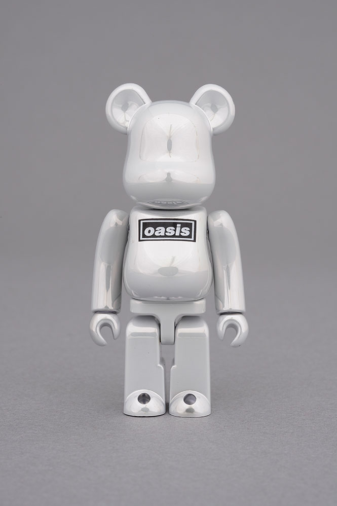 Be@rbrick Oasis White Chrome 100% & 400% Collectible Set by
