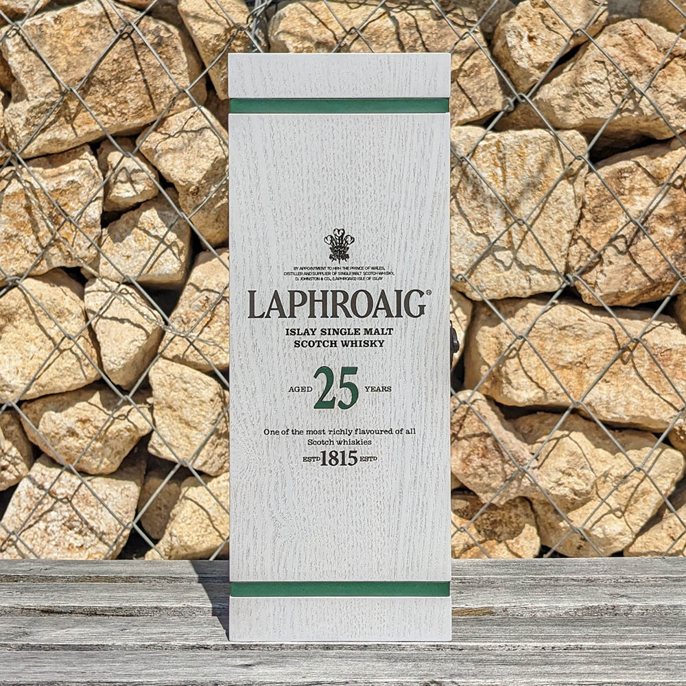 ラフロイグ 25年 カスクストレングス 700ml 直輸入 | 三代目 酒やしも