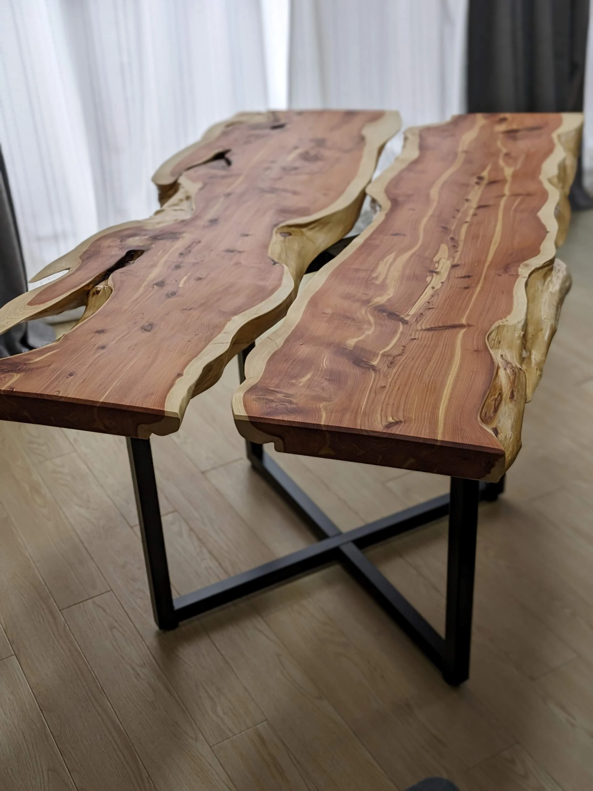 ローテーブルサイズ 】カイヅカイブキ 貝塚伊吹 板 一枚板 無垢材