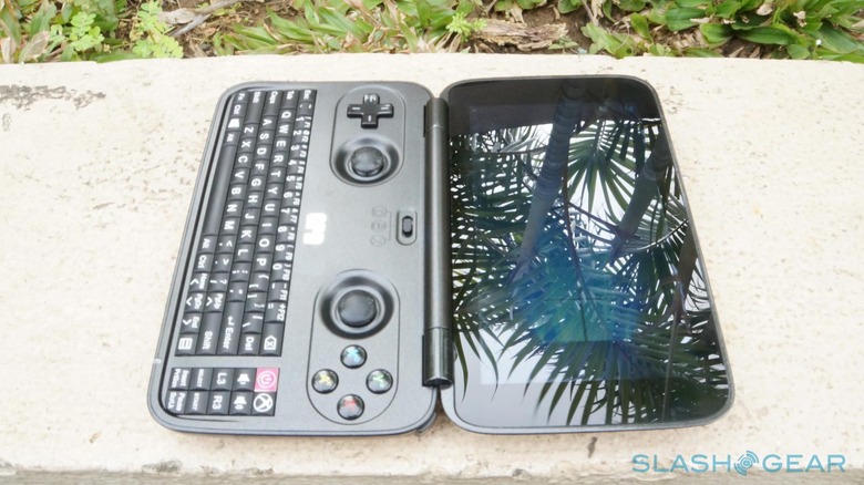 GPD WIN Review: Mobile Windows 10 For Gaming