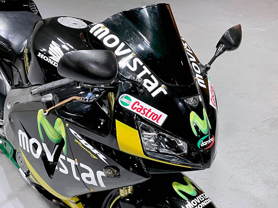 CBR600rr pc37ブラック ラウンドタンク HONDA CBR600RR PC37 – 京都の