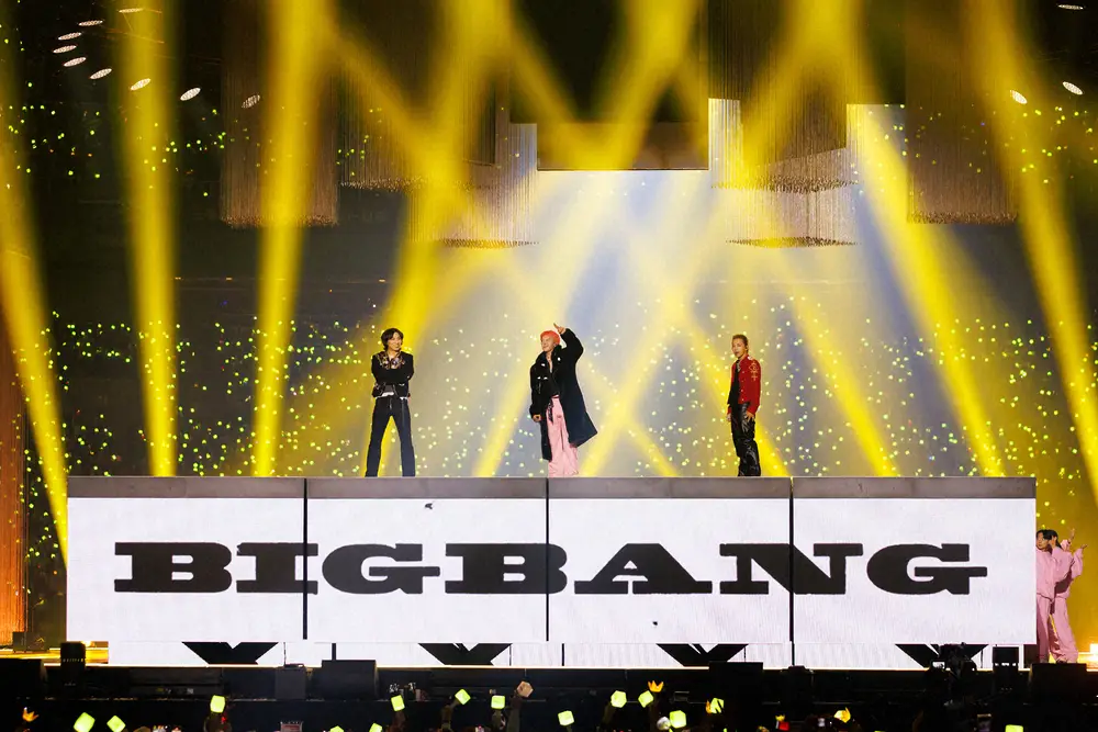 BIGBANGが再集結！G－DRAGONソロにSOL＆D-LITEサプライズ出演 伝説曲に