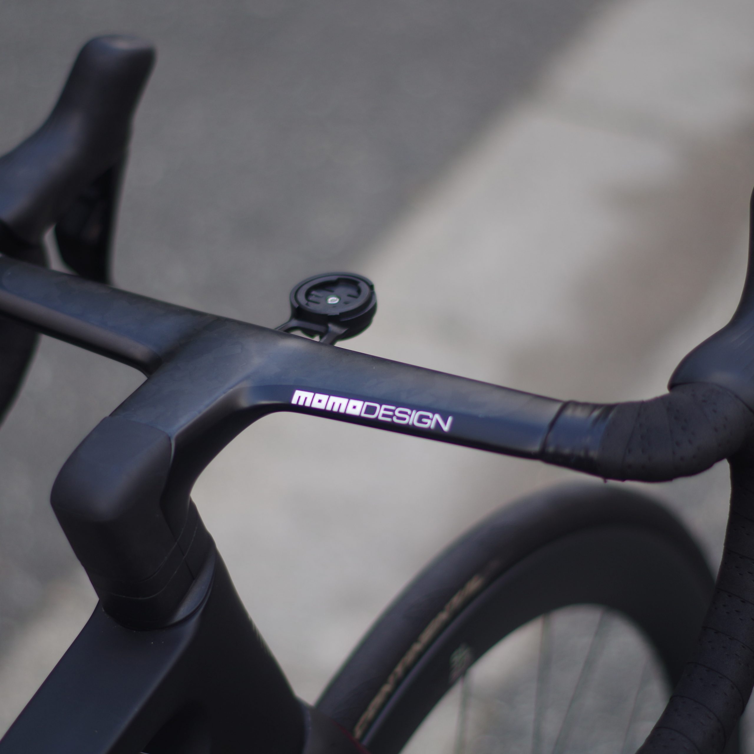 BLOG “エアロロードを超える”史上最速/最高のフルカーボンロードバイク