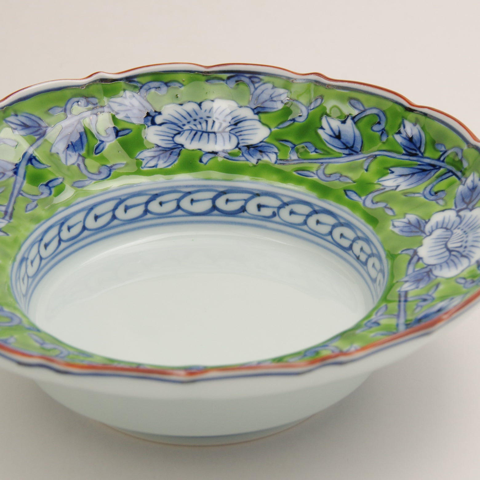 波佐見焼 錦 牡丹唐草 広渕深皿(緑) 15.5cm 洸琳窯の通販｜Studio1156