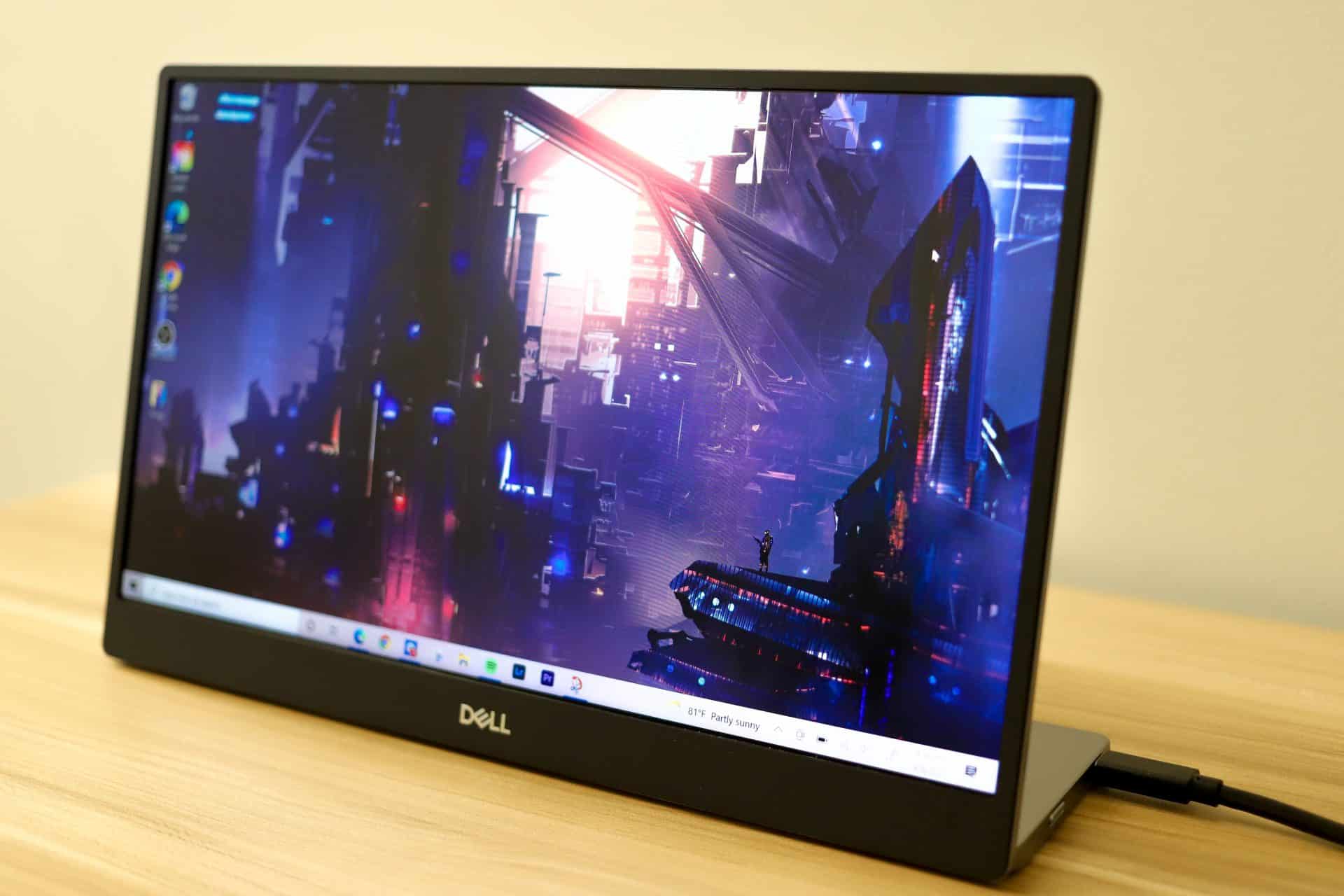ラボ内: Dell 14 ポータブル モニター (C1422H) - StorageReview.com