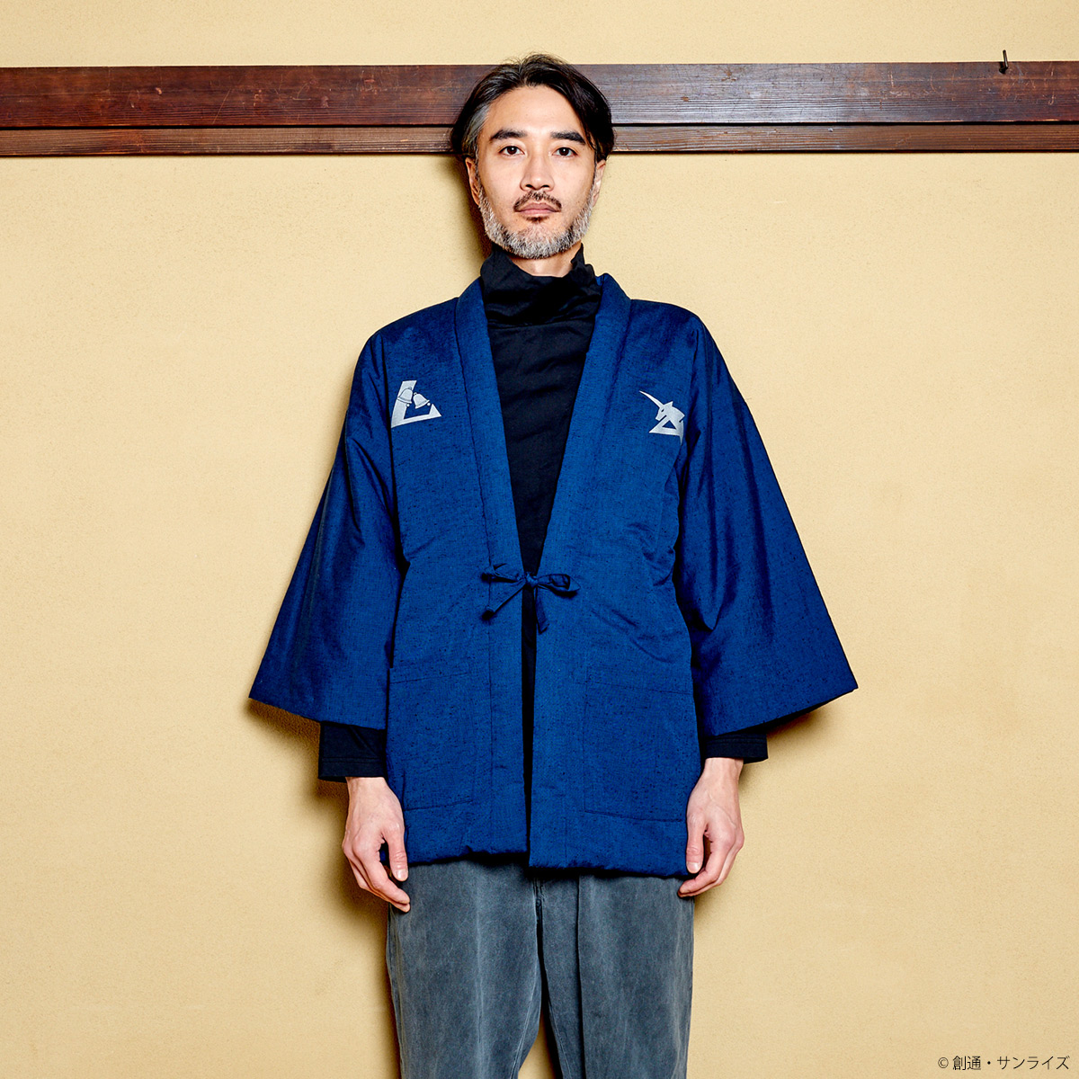 STRICT-G JAPAN 宮田織物『機動戦士ガンダム 逆襲のシャア』半纏 ν