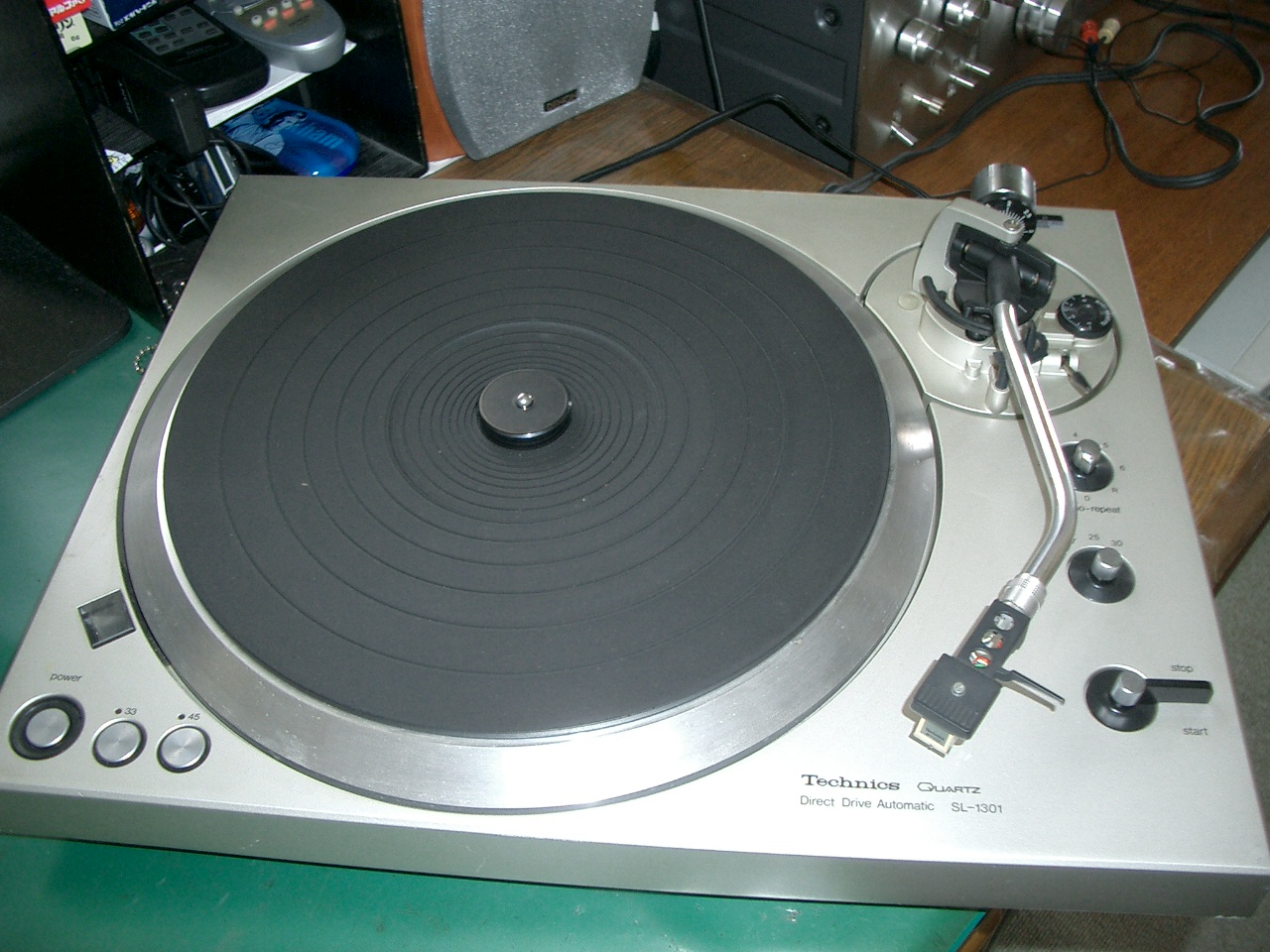 Technics SL-1300 ターンテーブル 通電のみ確認 現状品 Technics SL