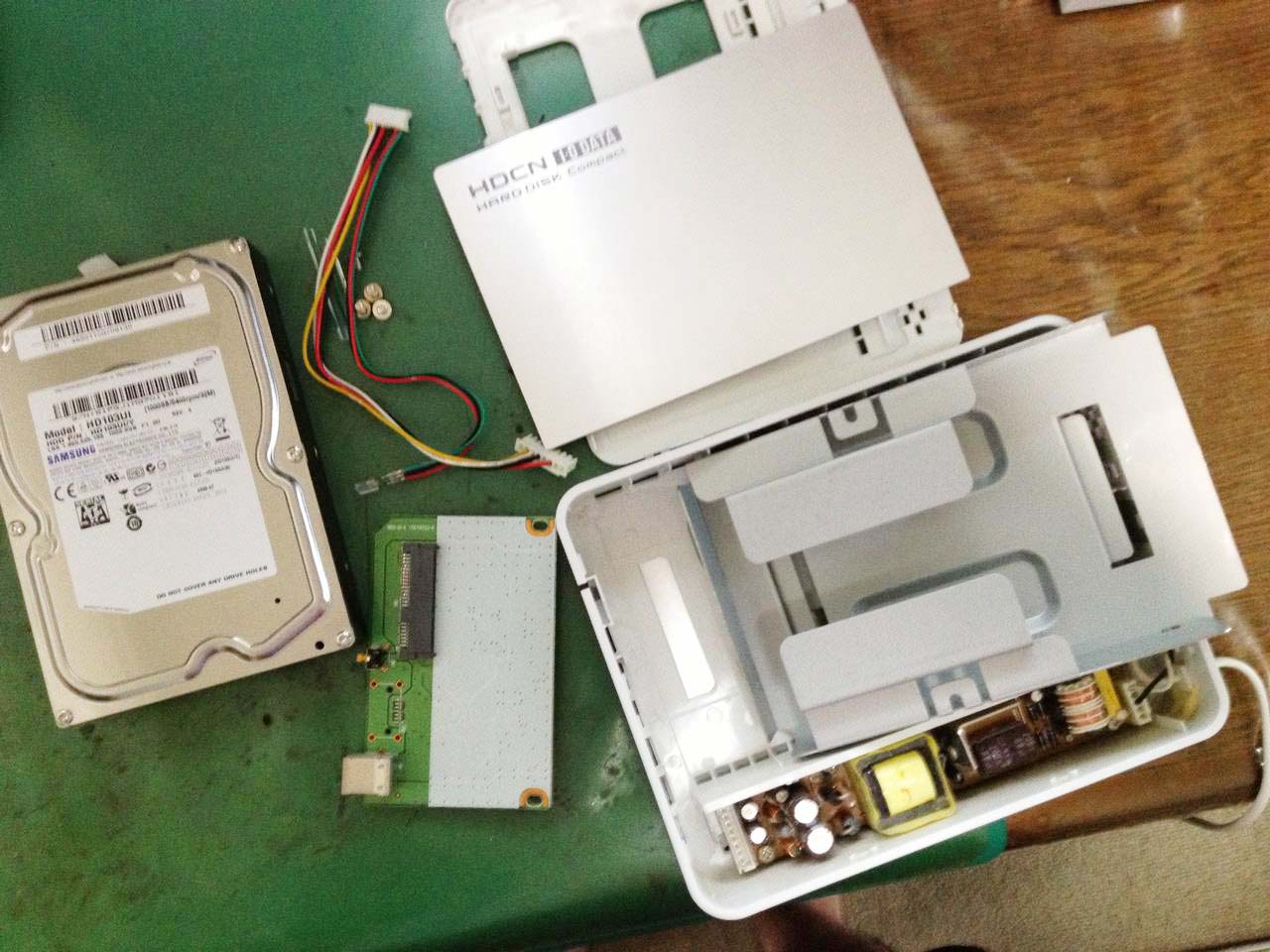 外付けハードディスク・ドライブ I-DATA WDA-X1 WDA-X1 | インテル