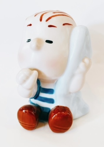 PEANUTS ライナス お座り毛布持ちフィギュア 海外輸入品 スヌーピー