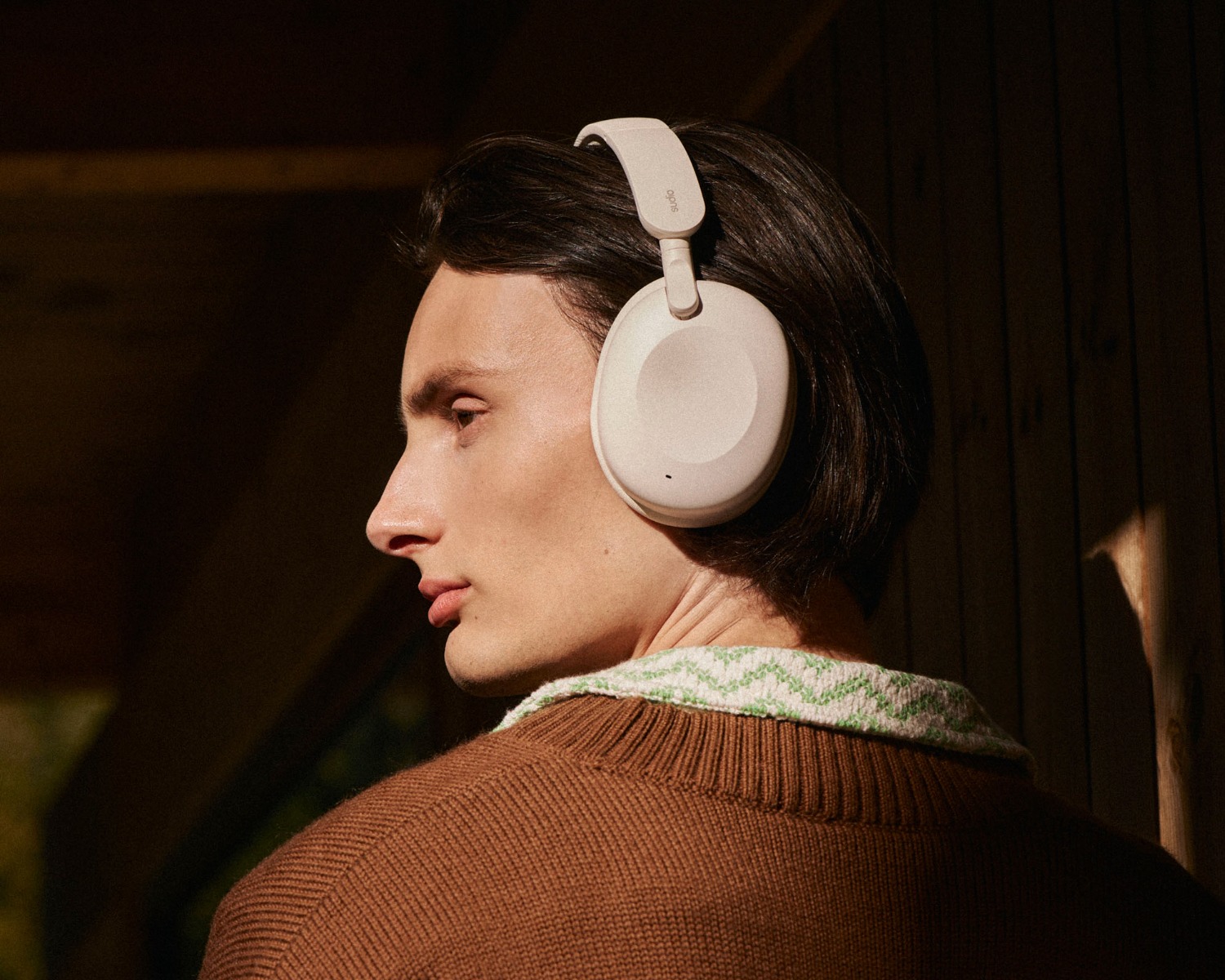 Sudio K2 | 密閉型ワイヤレスヘッドホン