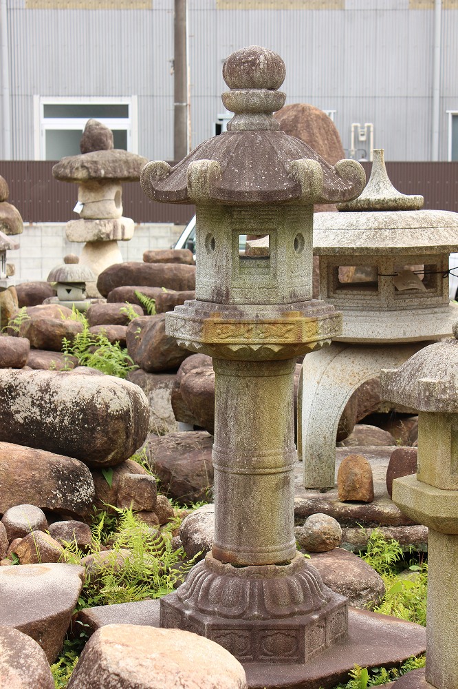 鞍馬石 本鞍馬石 京都 蹲 つくばい 35kg～45kg 庭石