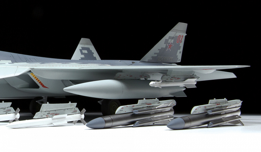 完成塗装品】1/48 ズベズダ Su-57 フェロン Amazon | ズべズダ 1/48