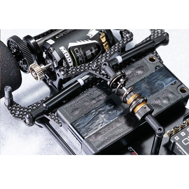 Team Bomber TB-AK12X ケッターボディ付き Team Bomber TB-AK12