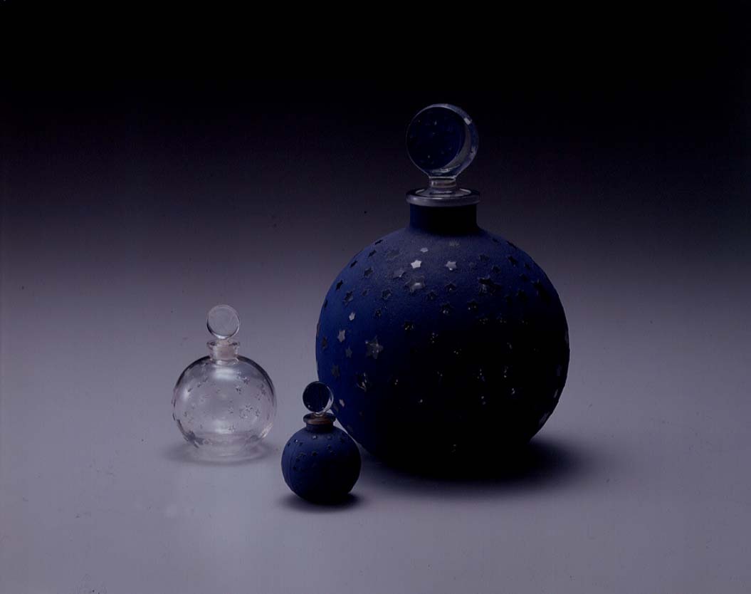 香水瓶｢ダン・ラ・ニュイ｣(夜中に)、ウォルト、透明 | コレクション