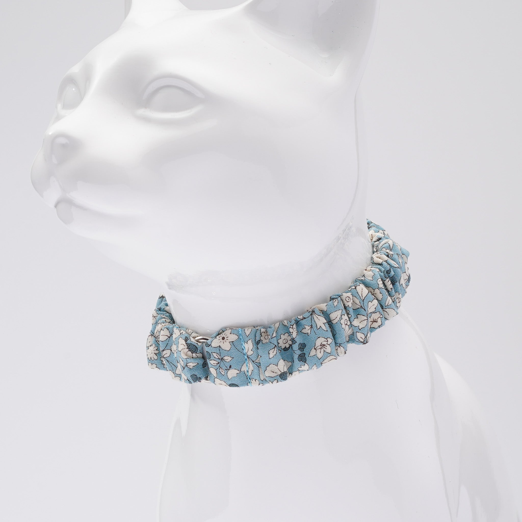 シュシュ猫首輪 シャン・ド・フルール ブルー｜ぽぽねこ公式オンライン