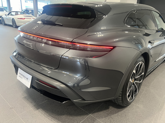 注目の認定中古車 ｜ ポルシェセンター植田 長久手認定中古車センター