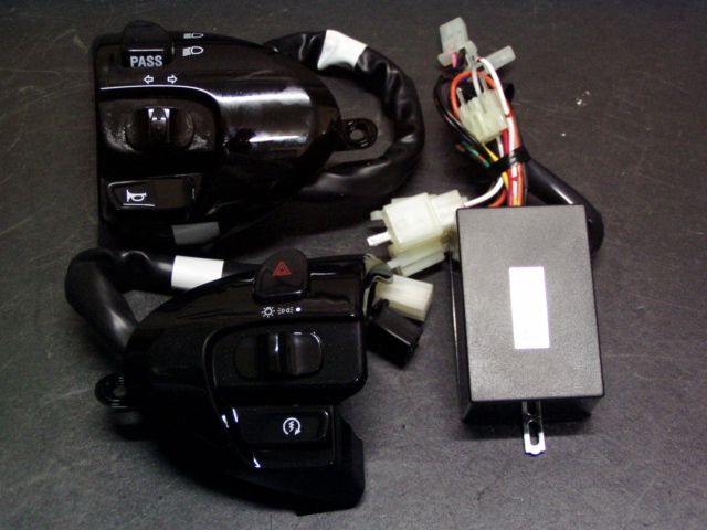 シグナスx2型 メーター 左右スイッチ カウル シグナスx2型 メーター