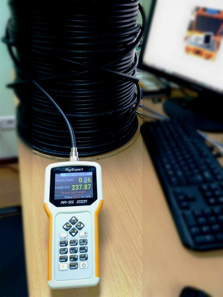 RigExpert AA-35 ZOOMアンテナアナライザー