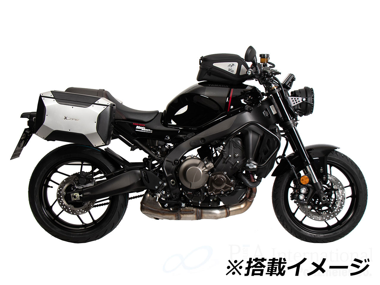 XSR900 ツーリングに便利なドイツ製パーツの紹介