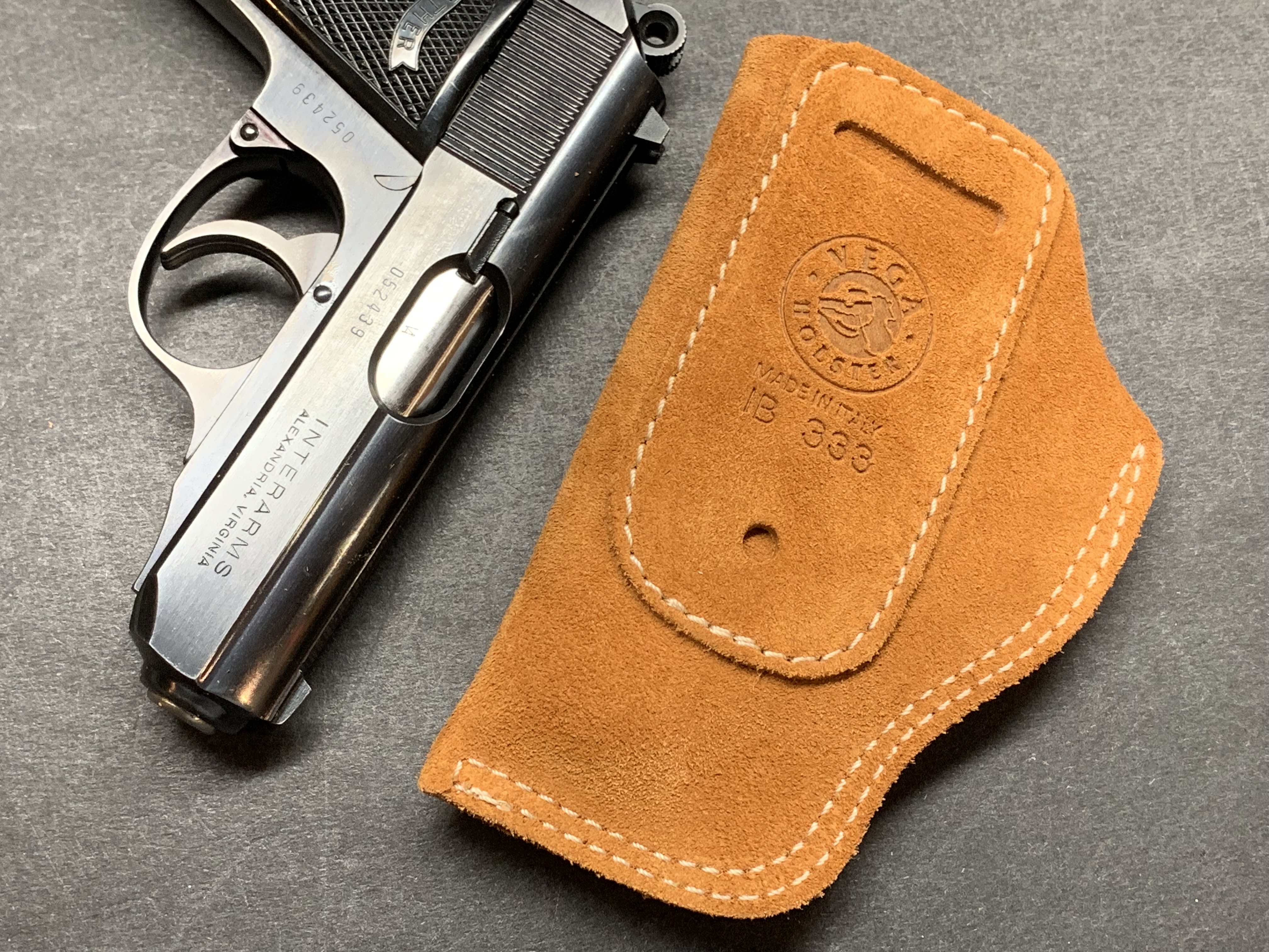 SPECTRE のホルスターについて/Others のページ : Peko's Gun Box