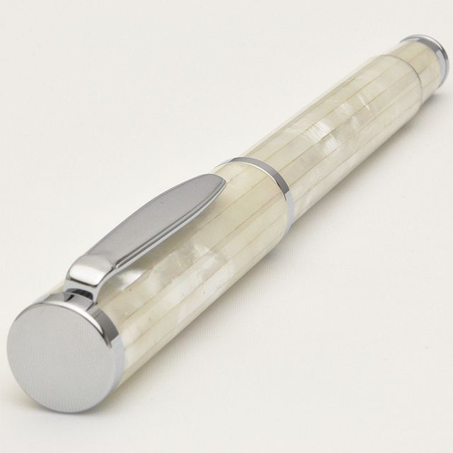 ショーメ Chaumet ロゴ 万年筆 筆記具 白蝶貝 ネイビー レディース