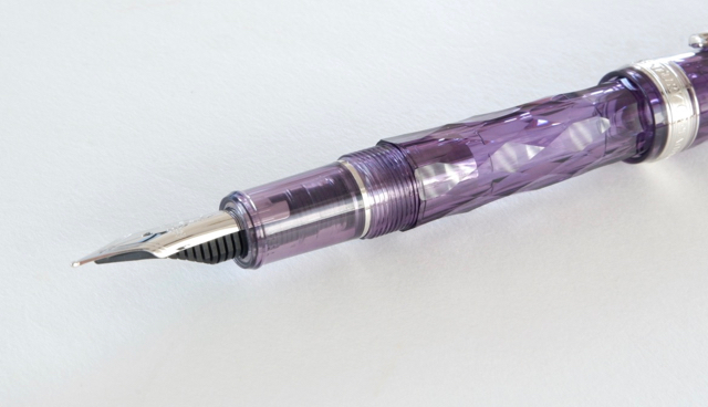 紫が美しくきらめくボディ | 文具ウェブマガジン pen-info