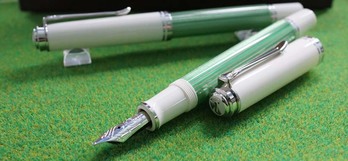 ≪即日発送可能≫ペリカン 万年筆 特別生産品 スーベレーン M605