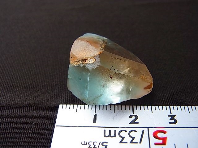 ウクライナ産バイカラートパーズ原石 64.2カラット - パーフェクト