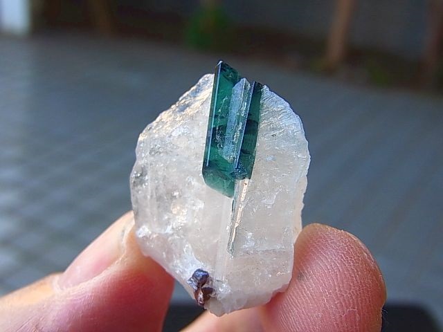アフガニスタン/ピーチ鉱山産】トルマリン結晶 トルマリン