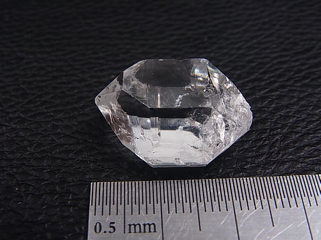 イタリア・カッラーラ産ダイヤモンドDT水晶 5.6g - パーフェクト