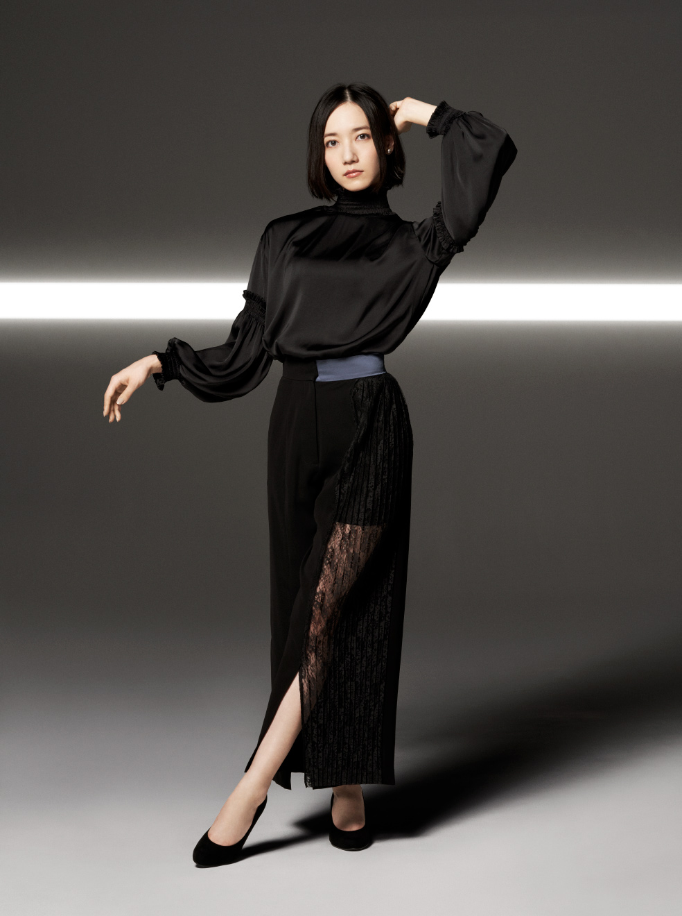 大幅値下げ中】Perfume closet ブラウス 黒 大幅値下げ中】Perfume