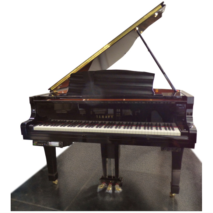 株式会社ピアノプラザ | YAMAHA EXPO 小室哲哉特注モデル