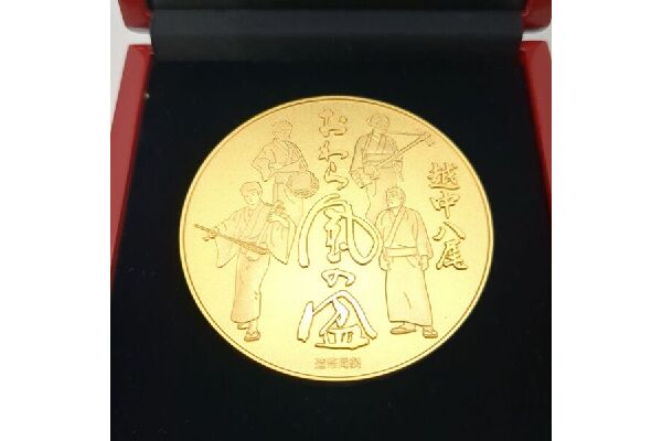 メダル】 「七宝章牌 日本の祭りシリーズ 越中八尾 おわらの風の盆