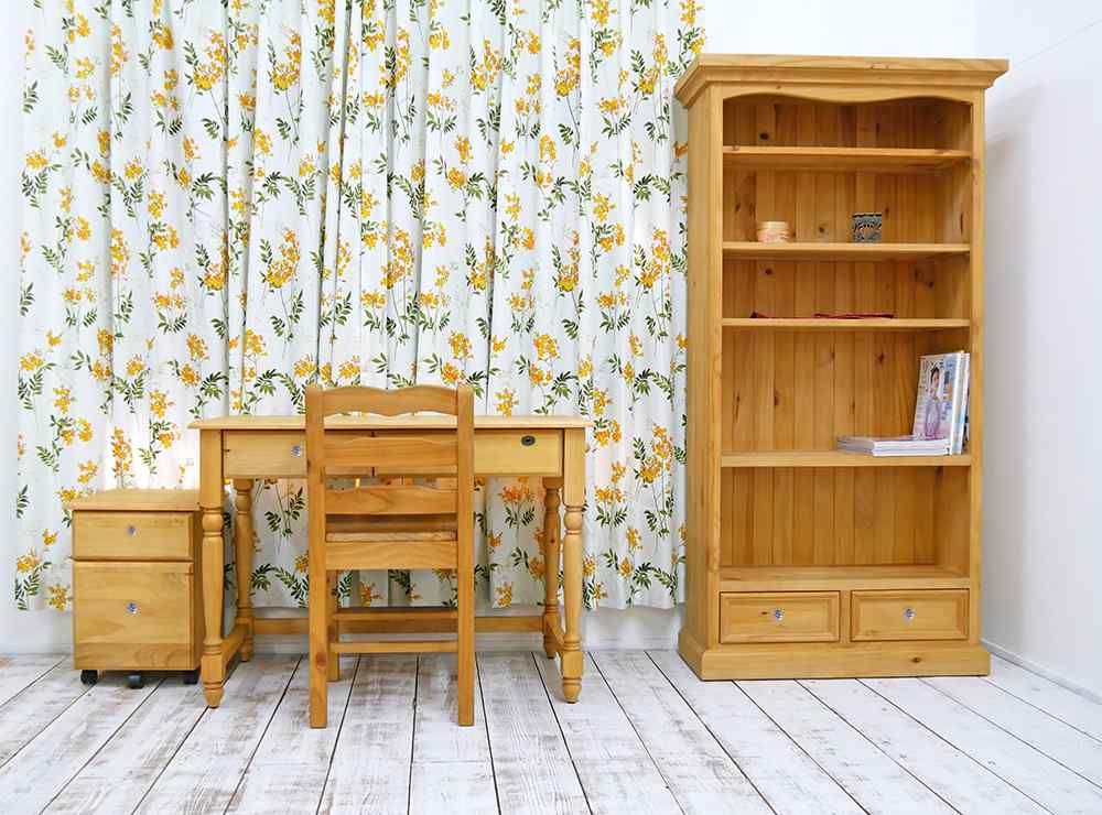 カントリー家具｜収納棚・ブックシェルフ｜クリスタル取手｜パイン