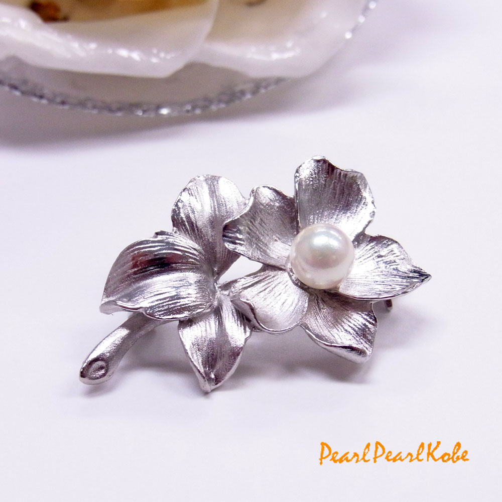 パールブローチ 花 フラワー 本真珠 ラウンド 6-6.5mm シルバー色