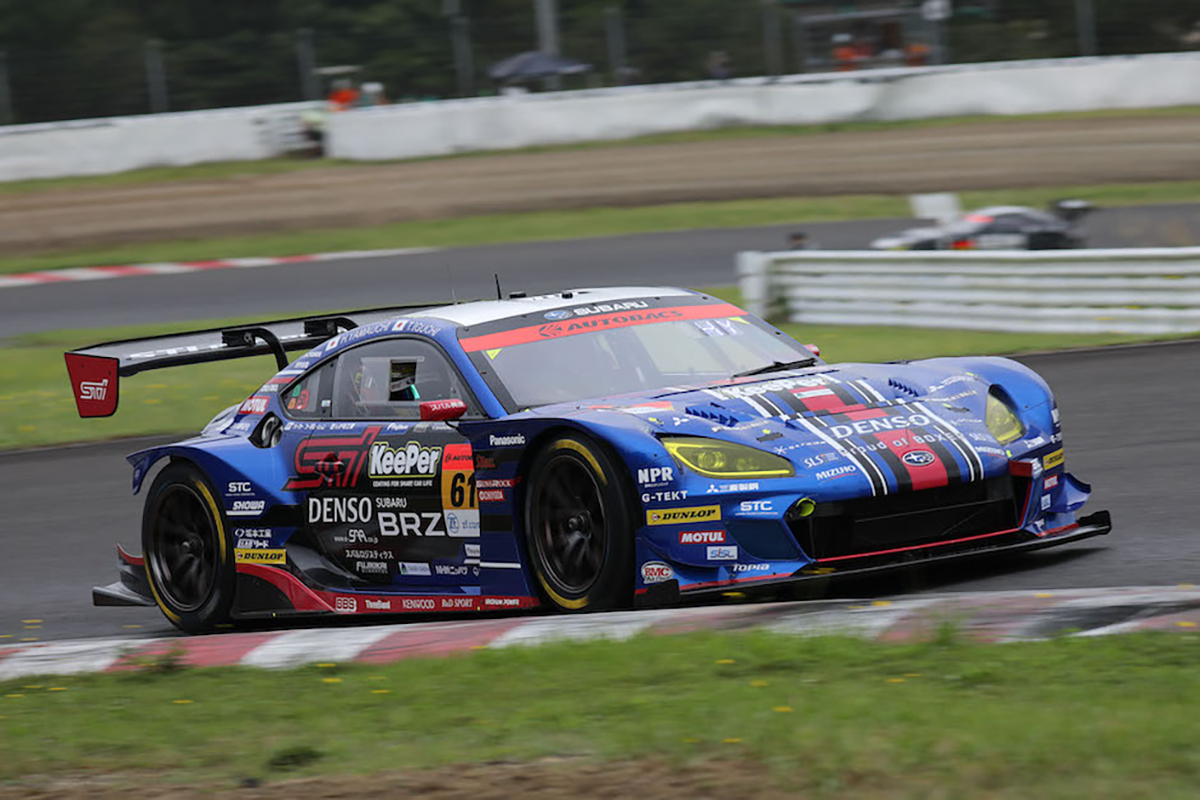 PLANEX CARS - SUPER GT 第5戦で山内英輝選手が優勝！ - CARS report