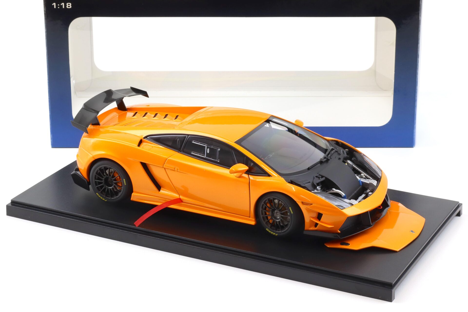 1:18 AUTOart Lamborghini Gallardo LP560-4 Super Trofeo orange