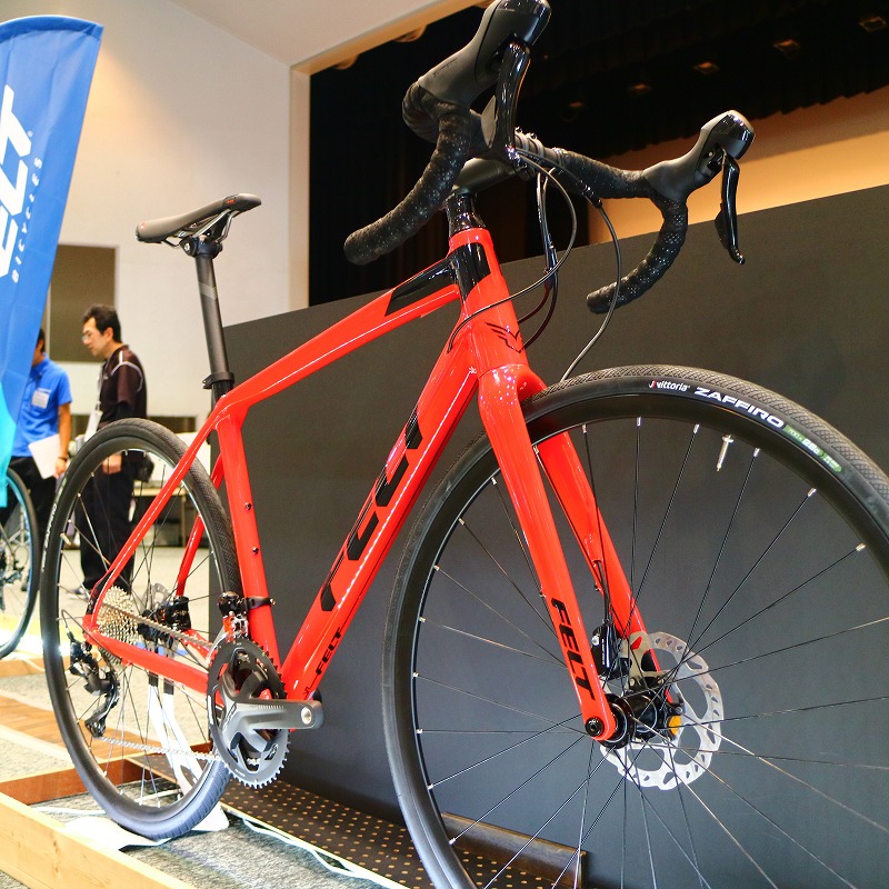 FELT(フェルト) 2019年モデル VR30 [ロードバイク] [アルミ] [初心者に