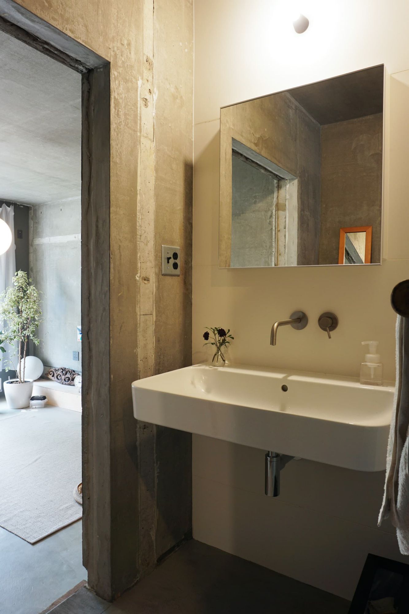 壁付けセパレート混合水栓 洗面用 サテン L248 | KB-TP007-04a-G141