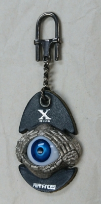 hide FERNANDES 目玉 キーホルダー 再入荷 | 音楽資料専門店 ロック