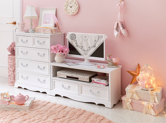 ロマプリ ロマンティックプリンセス テレビ台 かわいい 視線が集まる