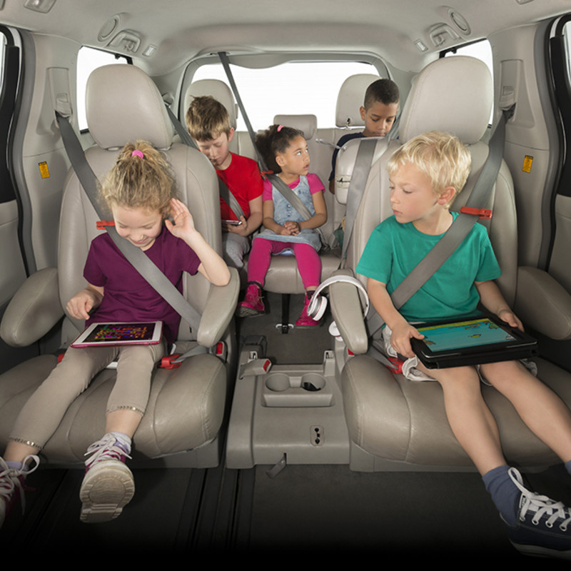 mifold｜ 携帯可能な、すぐに使えるチャイルドシート「マイフォールド