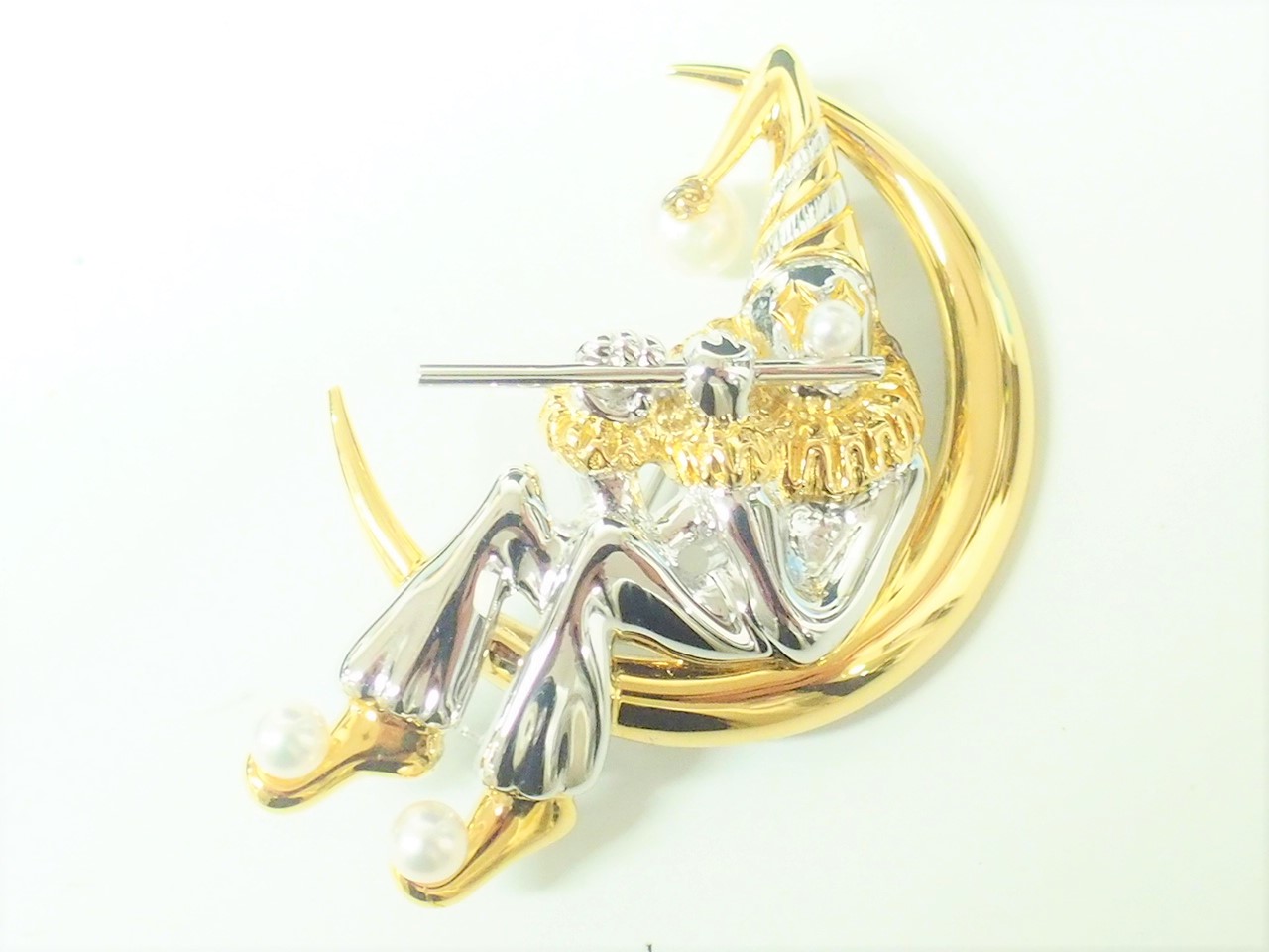 MIKIMOTO ミキモト ブローチ ピエロ パール 三日月 シルバー ゴールド