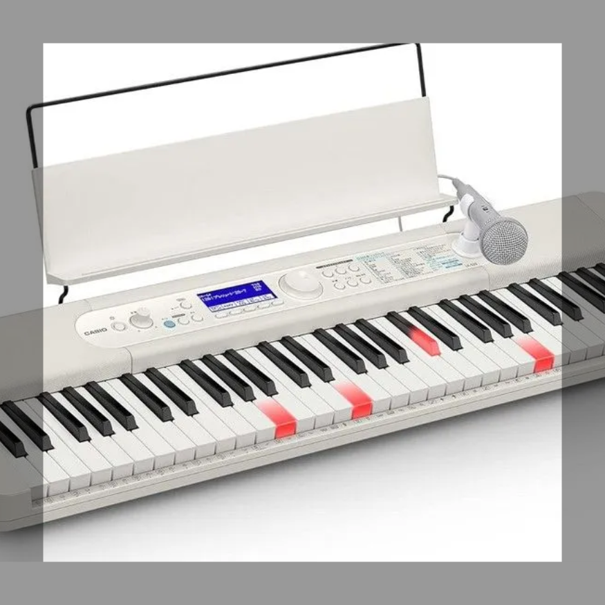 CASIO LK-526 キーボード CASIO LK-526 キーボード 61鍵 ホワイト