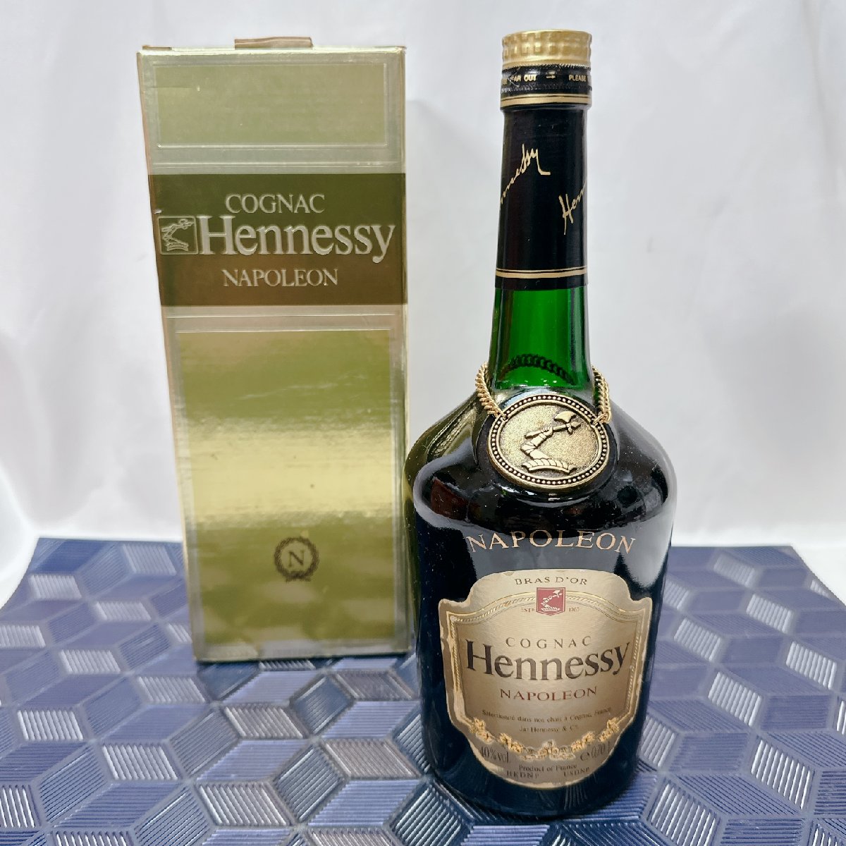 ヘネシー ナポレオン ブランデー 700ml 40% 未開栓 Hennessy 酒