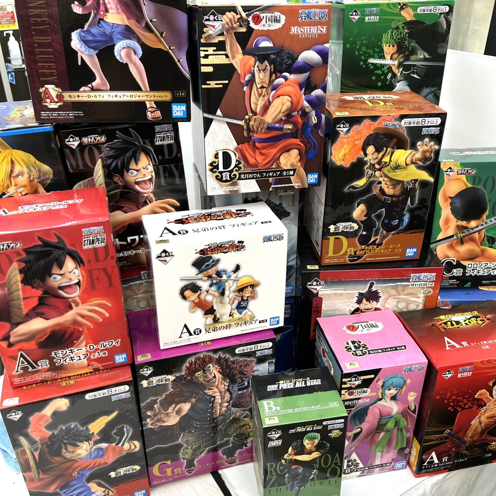 ワンピース ドラゴンボール フィギュア コレクション 60体 まとめ売り