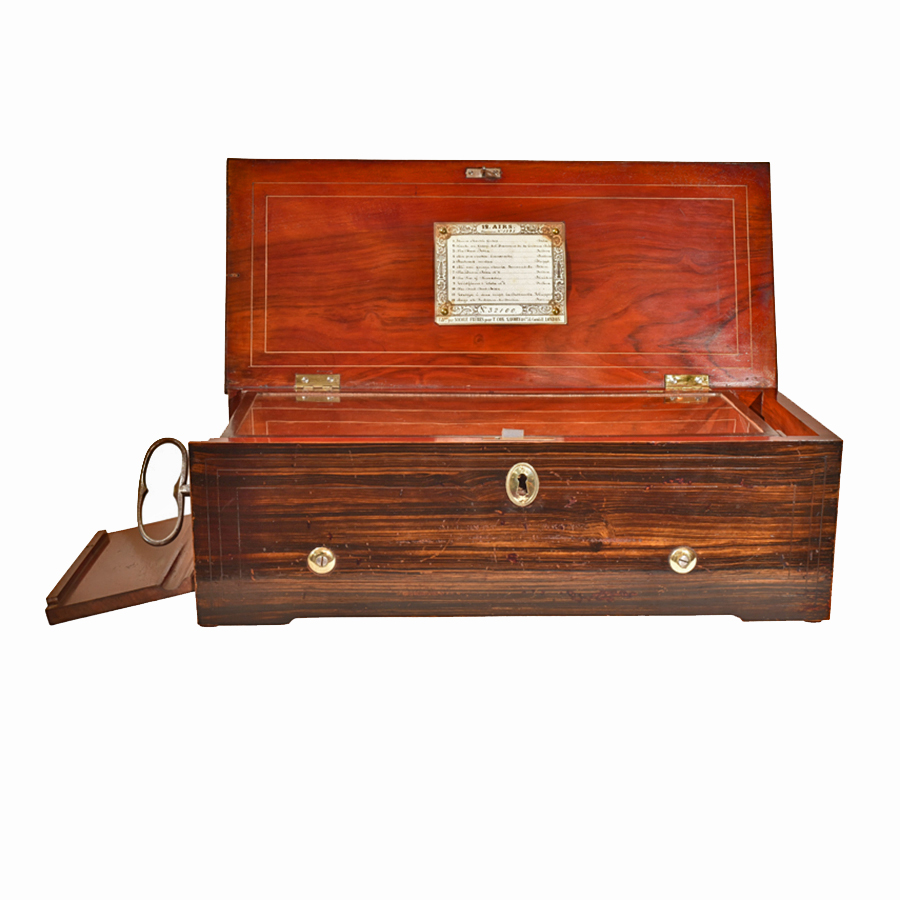 Swiss Nicole Frères Early Key Wind 12