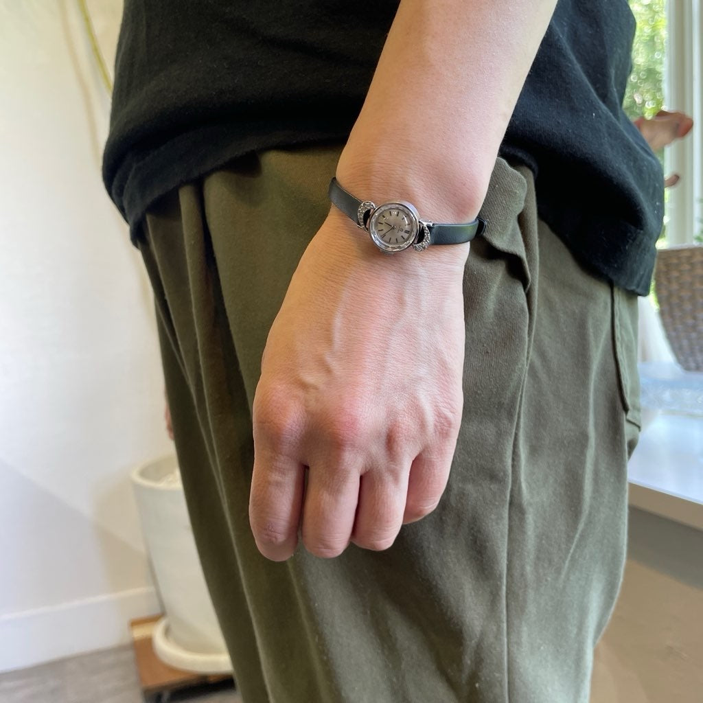 オメガ / OMEGA レディース時計【65】 カットガラス 6Pダイヤ 手巻き