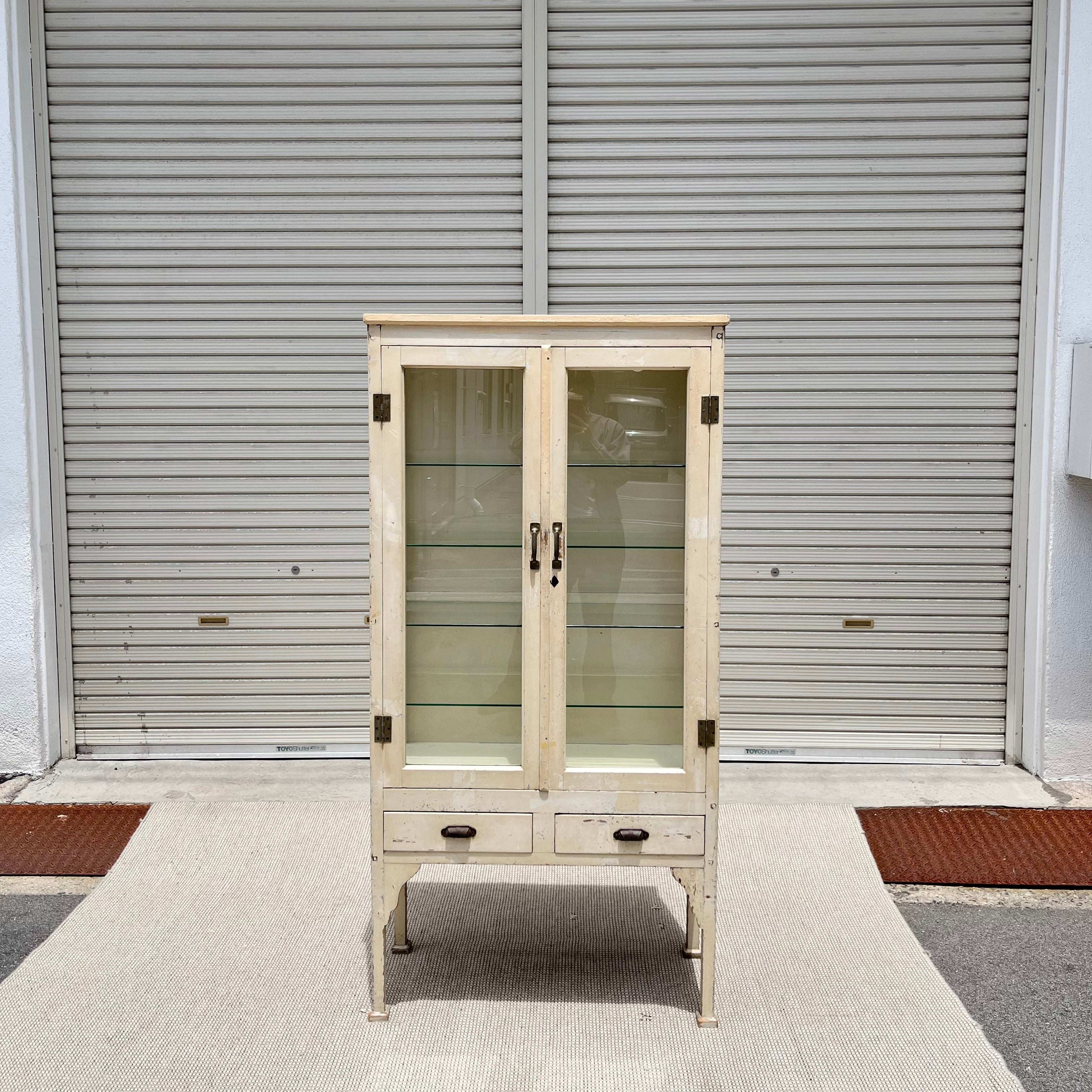 ケビント 古い木製医療棚 日本 アンティーク キャビネット ガラス