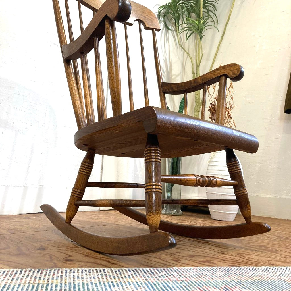 飛騨産業穂高シリーズ ヴィンテージチェア キツツキマーク スピンドル